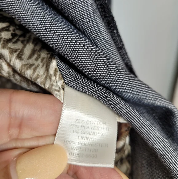 Christopher & Banks Denim Jacket lined with pleated back 3 quarter sleeves XL - Picture 12 of 12